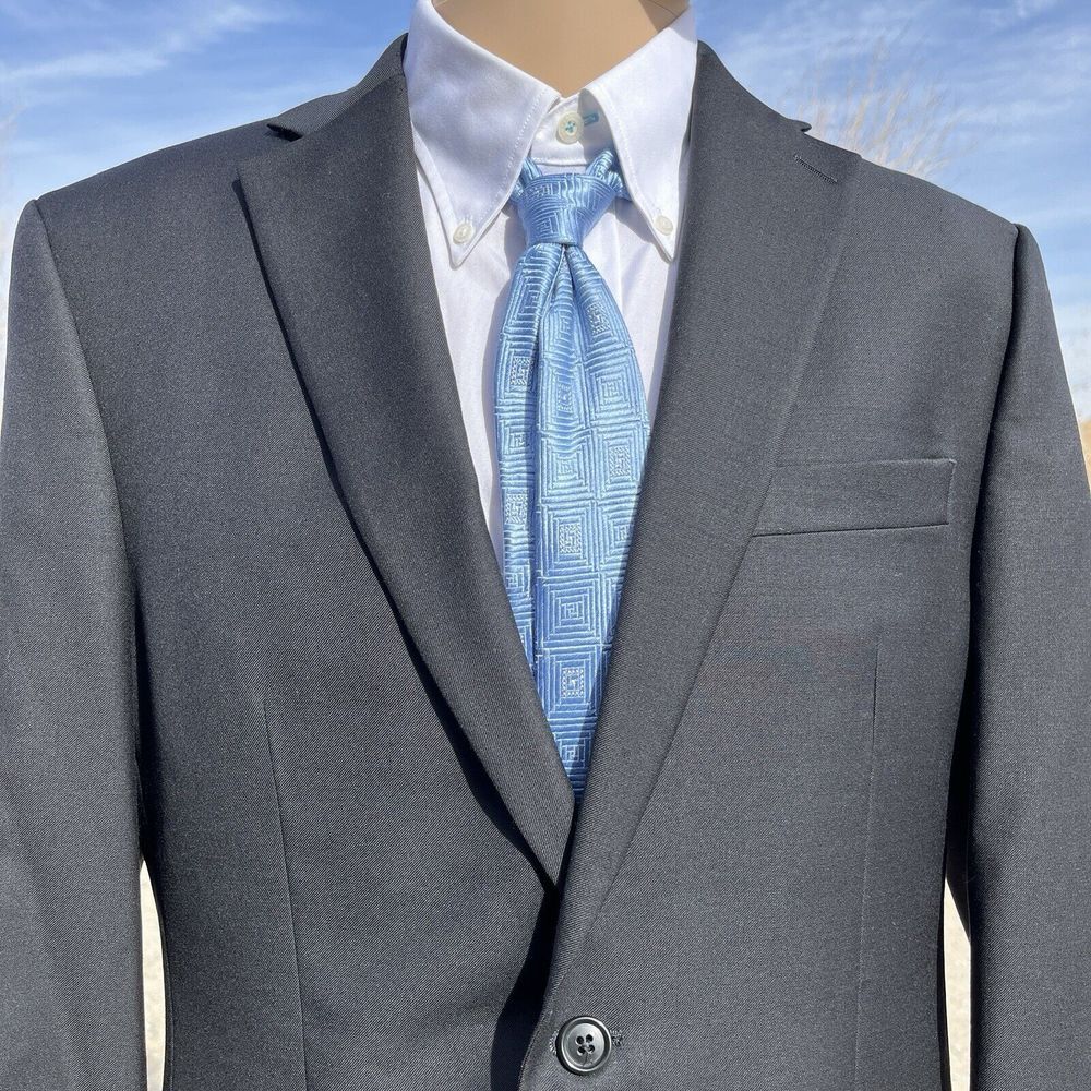 Calvin Klein Men (39R) 100% wool blazer black two button formal business office